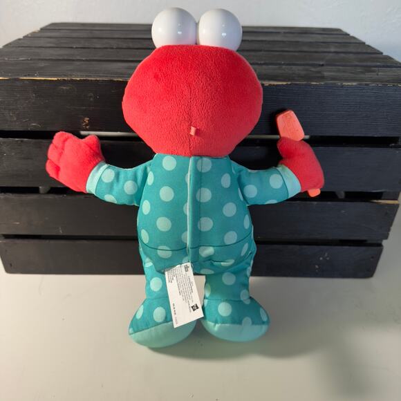 Sesame Street Talking Elmo Teaches Teeth Brushing-2019 - Picture 5 of 6